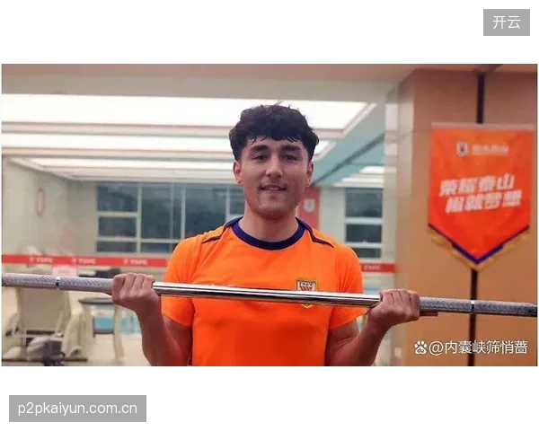 河南队展现了出色的反击能力，利用对手后场失误，由阿卜杜肉苏力助攻得分。